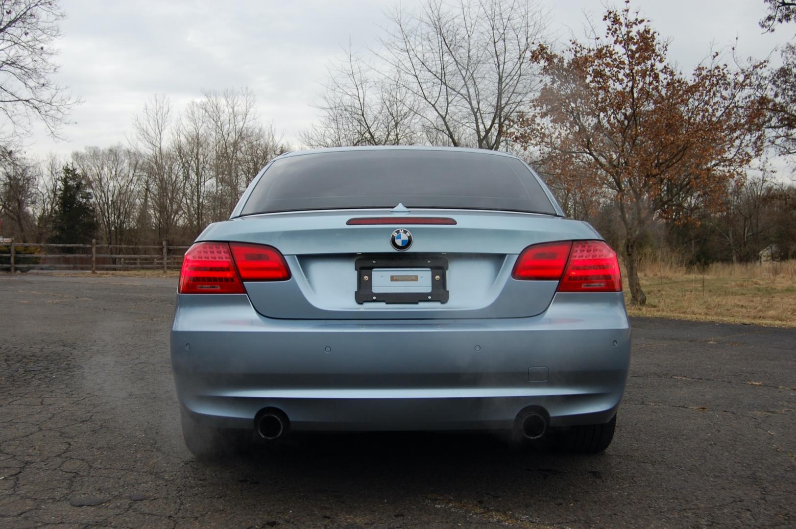 2012 Blue /Gray Leather BMW 3-Series (WBADX7C50CE) with an 3.0L L6 DOHC 24V turbocharged engine, Automatic transmission, located at 6528 Lower York Road, New Hope, PA, 18938, (215) 862-9555, 40.358707, -74.977882 - Here for sale is a nice 2012 BMW 335i Hard Top Convertible. Under the hood is a strong running 3.0 liter turbocharged inline 6 cylinder which puts power to the rear wheels via a smooth shifting automatic transmission with paddle shifters. Features include; Gray leather interior, keyless entry sys - Photo#3